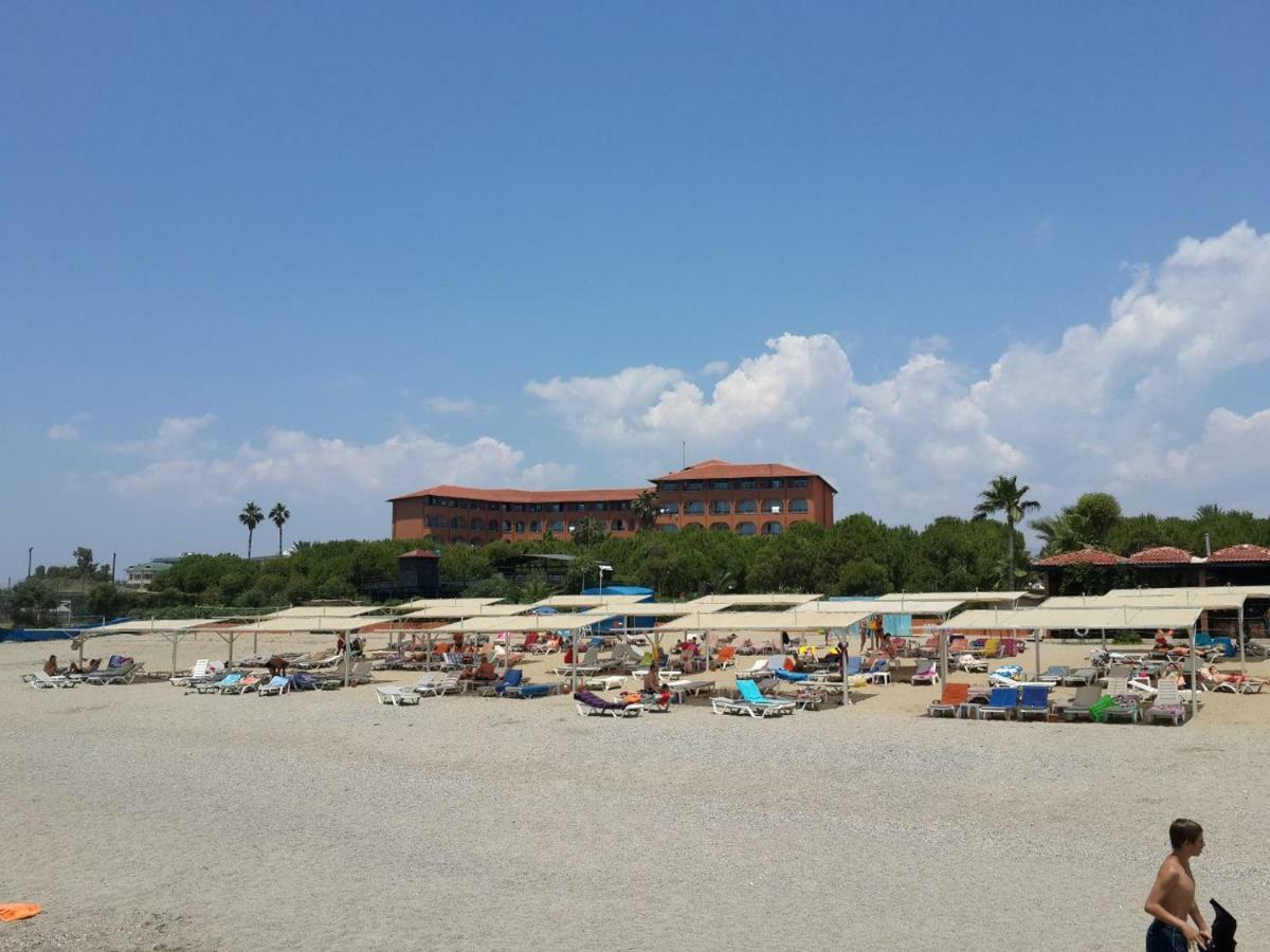 Club Turtas Beach Konaklı Kültér fotó